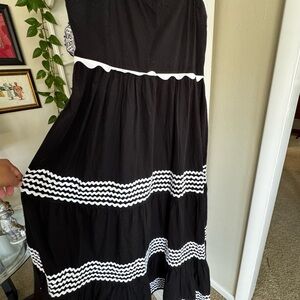 Elegant Black and White Dress